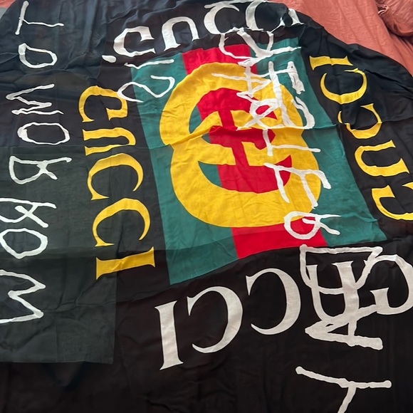 Gucci Scarf - Picture 1 of 8